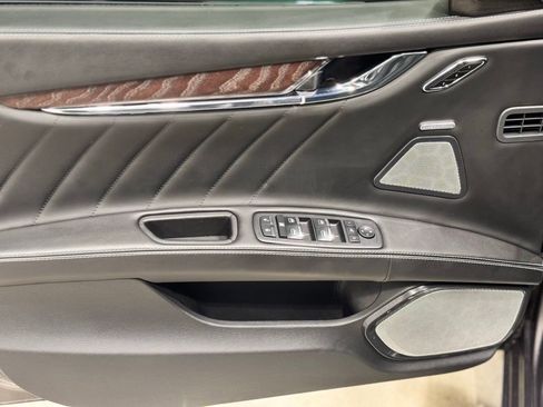 Used 2023 Maserati Quattroporte Modena Q4 image 22