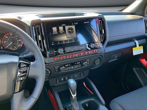 New 2026 Nissan Frontier PRO-4X w/ Pro-4x Convenience Package image 6