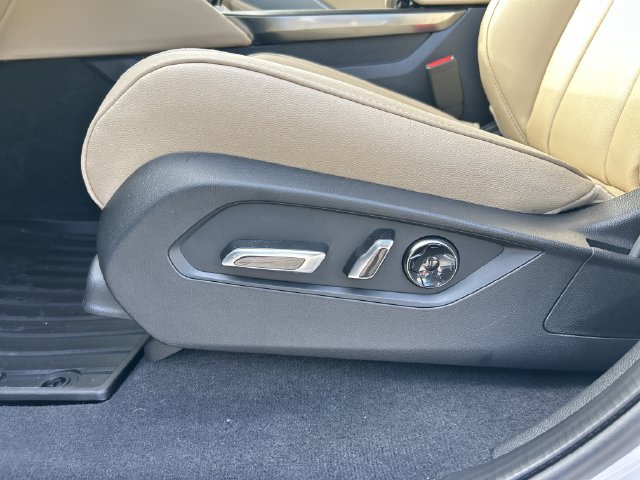 Certified 2025 Acura MDX FWD image 12