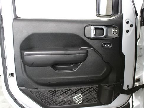 Used 2020 Jeep Wrangler Unlimited Sport image 7