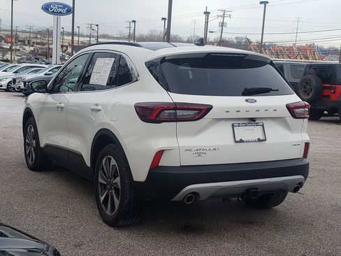 Used 2025 Ford Escape Platinum w/ Premium Technology Package image 7