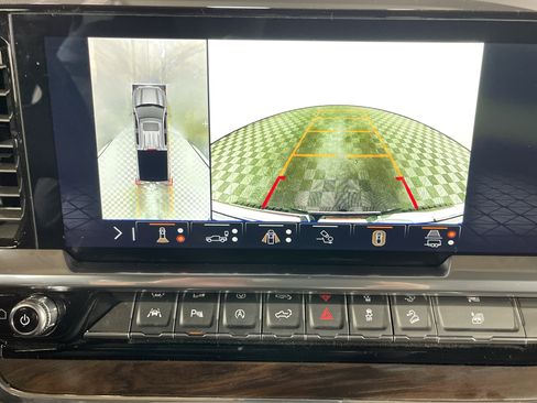 Used 2024 GMC Sierra 1500 SLT w/ SLT Premium Plus Package image 23