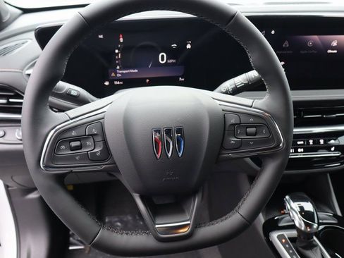 New 2026 Buick Envista Avenir FWD image 13
