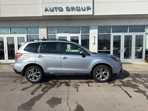 Used 2018 Subaru Forester 2.5i Touring w/ Popular Package #2 image 2