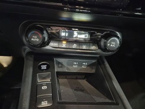 Used 2026 Nissan Kicks SV image 24