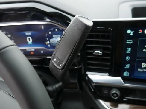 New 2025 Chevrolet Silverado 3500 LT w/ Convenience Package image 12