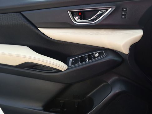 Used 2023 Subaru Ascent Limited image 14