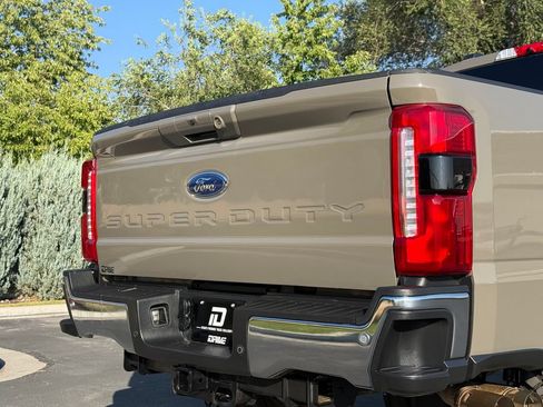 Used 2026 Ford F350 Lariat AWD/4WD image 14