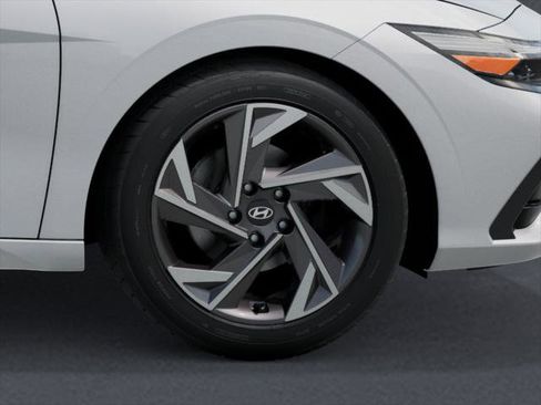 New 2026 Hyundai Elantra Limited image 8