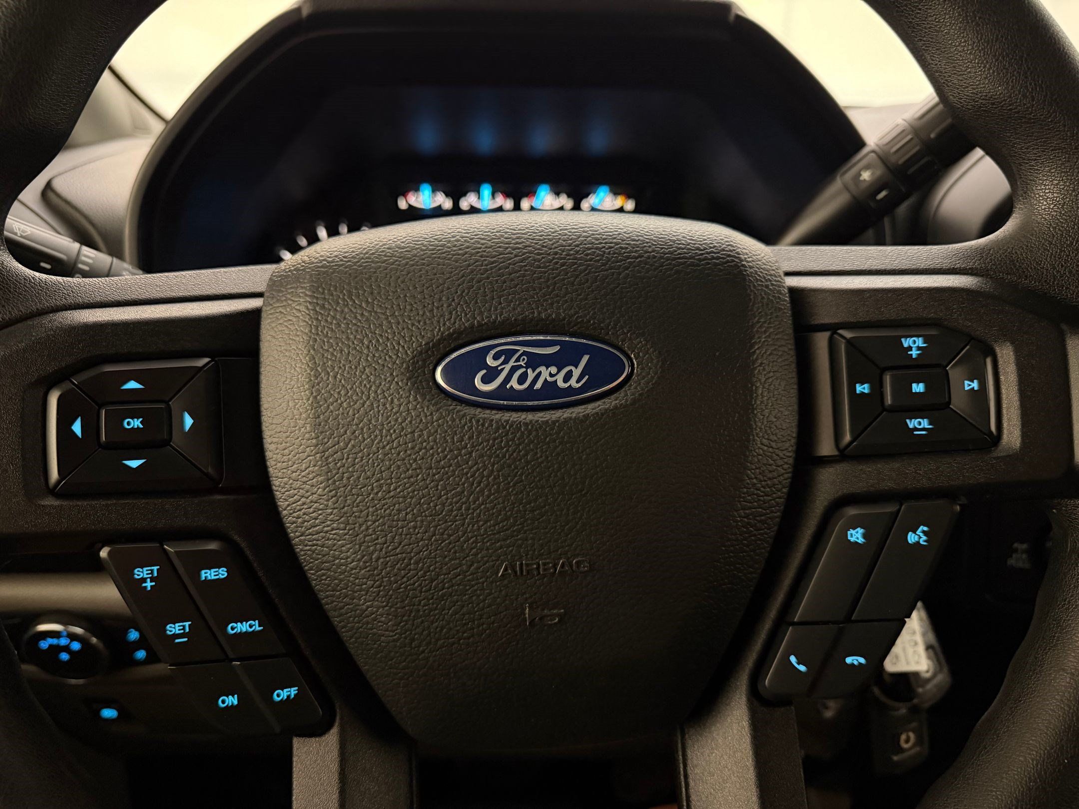 Used 2018 Ford F150 XL w/ Equipment Group 101A Mid AWD/4WD image 11