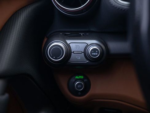 Certified 2019 Ferrari 812 Superfast Base image 35