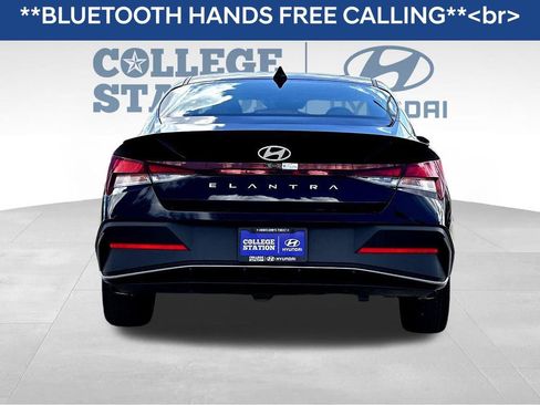 Used 2025 Hyundai Elantra Sport image 9