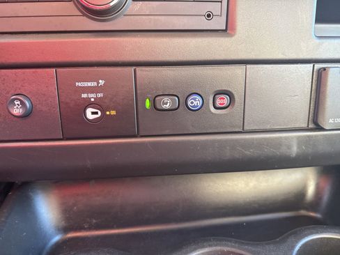 Used 2023 Chevrolet Express 3500 Work Van w/ Power Convenience Package image 20