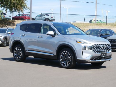 Used 2023 Hyundai Santa Fe Limited AWD/4WD image 4