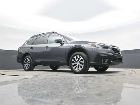 Used 2020 Subaru Outback Premium AWD/4WD image 45