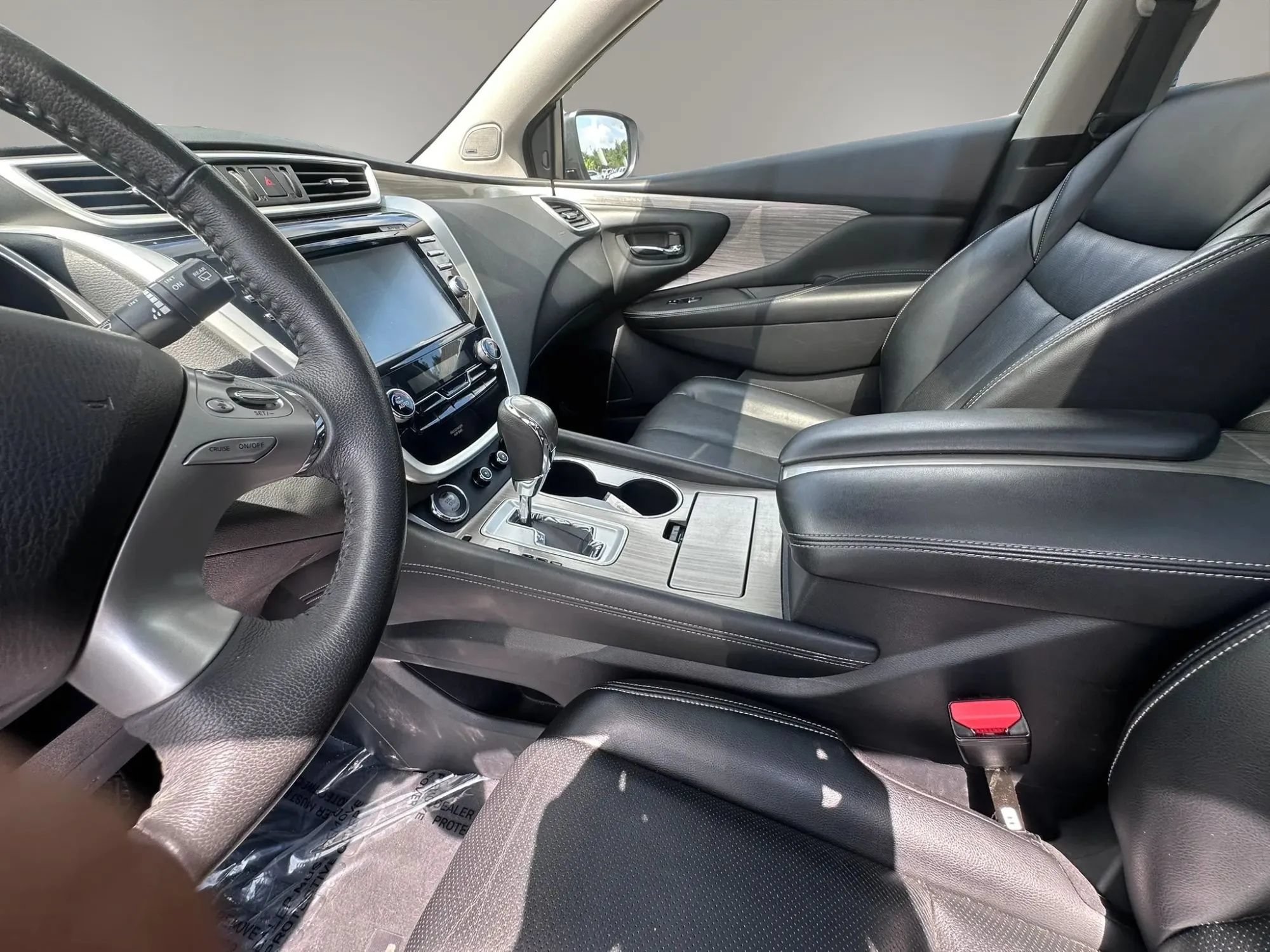 Used 2017 Nissan Murano Platinum w/ Platinum Technology Package FWD image 13