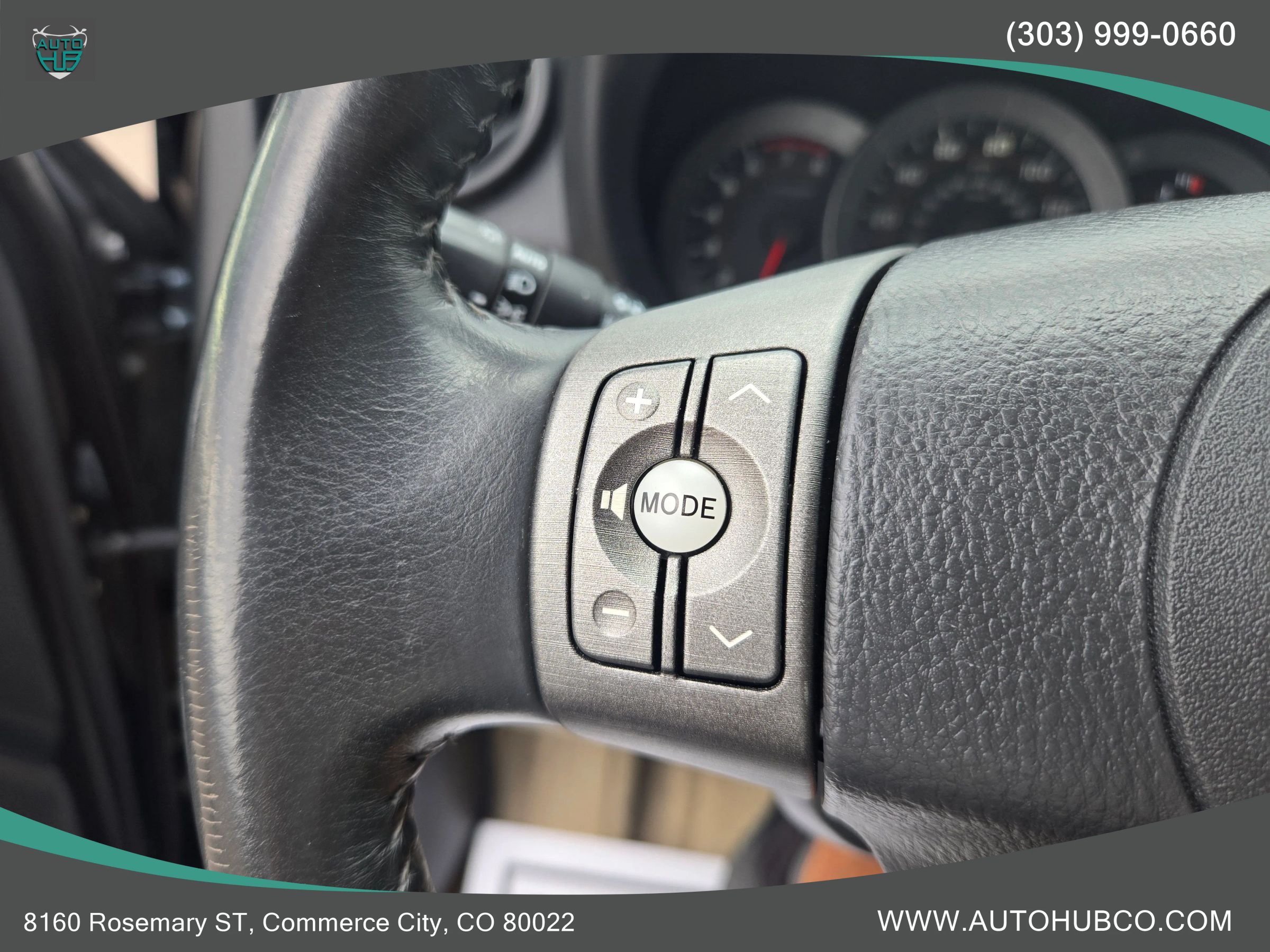 Used 2010 Toyota RAV4 Limited AWD/4WD image 24