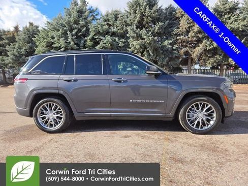 Used 2024 Jeep Grand Cherokee Summit AWD/4WD image 13