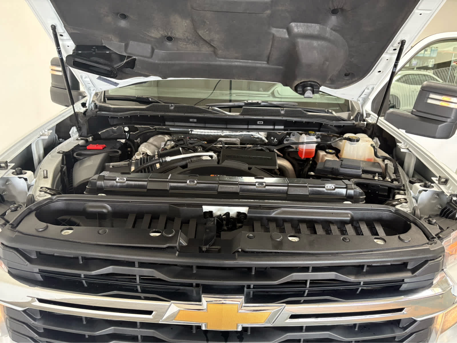Used 2024 Chevrolet Silverado 3500 LT AWD/4WD image 12