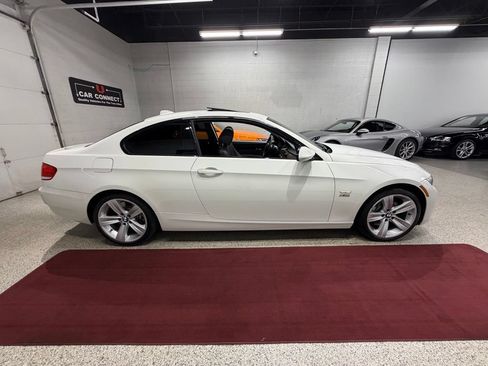 Used 2009 BMW 335i xDrive Coupe AWD/4WD image 12