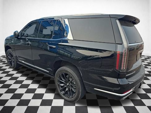Certified 2025 Cadillac Escalade Premium Luxury Platinum AWD/4WD image 2