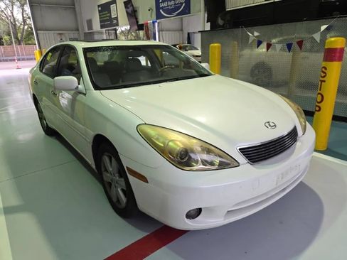 Used 2005 Lexus ES 330 FWD image 5