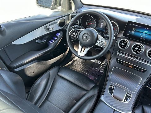 Used 2020 Mercedes-Benz GLC 300 GLC 300 image 16