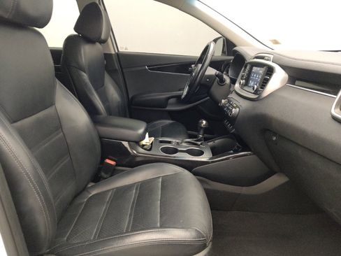 Used 2018 Kia Sorento EX FWD image 21