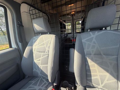 Used 2010 Ford Transit Connect XL FWD image 20