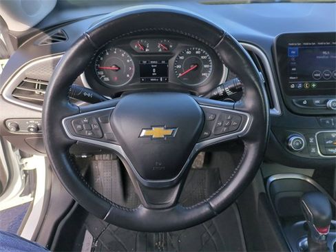 Certified 2022 Chevrolet Malibu RS image 13