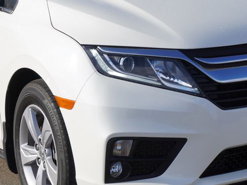 Used 2019 Honda Odyssey EX-L image 3