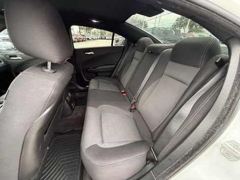Used 2018 Dodge Charger SXT w/ Blacktop Package image 29