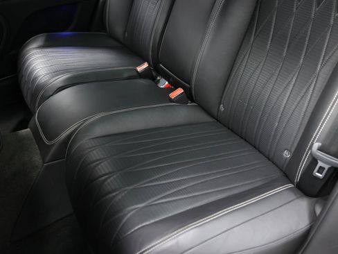 Used 2020 Bentley Flying Spur W12 image 67