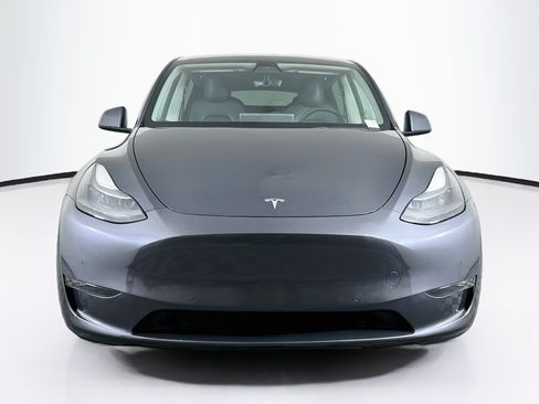 Used 2022 Tesla Model Y Performance AWD/4WD image 2