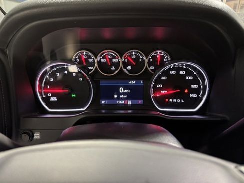 Used 2022 Chevrolet Silverado 2500 LT w/ Convenience Package image 21