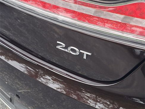 Used 2020 Lincoln MKZ w/ Convenience Package image 5