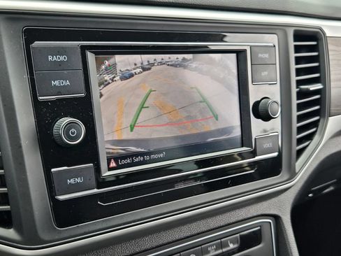Certified 2023 Volkswagen Atlas SE FWD image 25