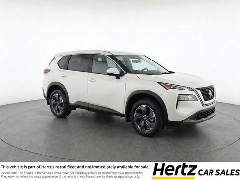 Used 2025 Nissan Rogue SV image 1