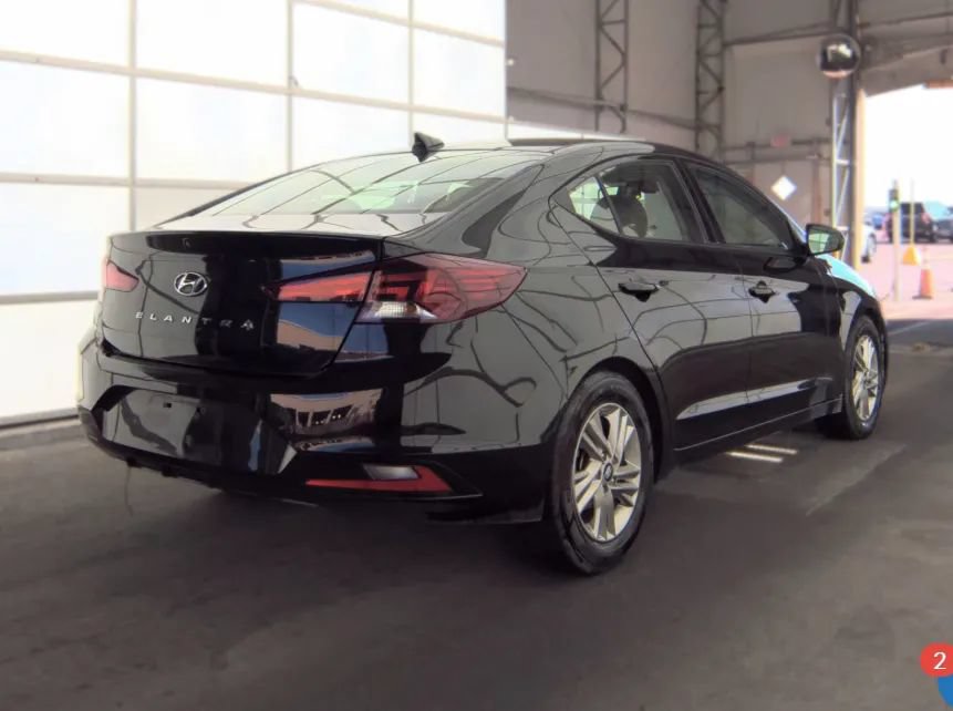 Used 2020 Hyundai Elantra SEL FWD image 2