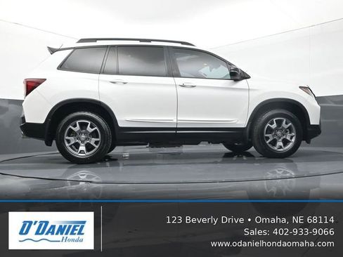 Used 2023 Honda Passport TrailSport image 13