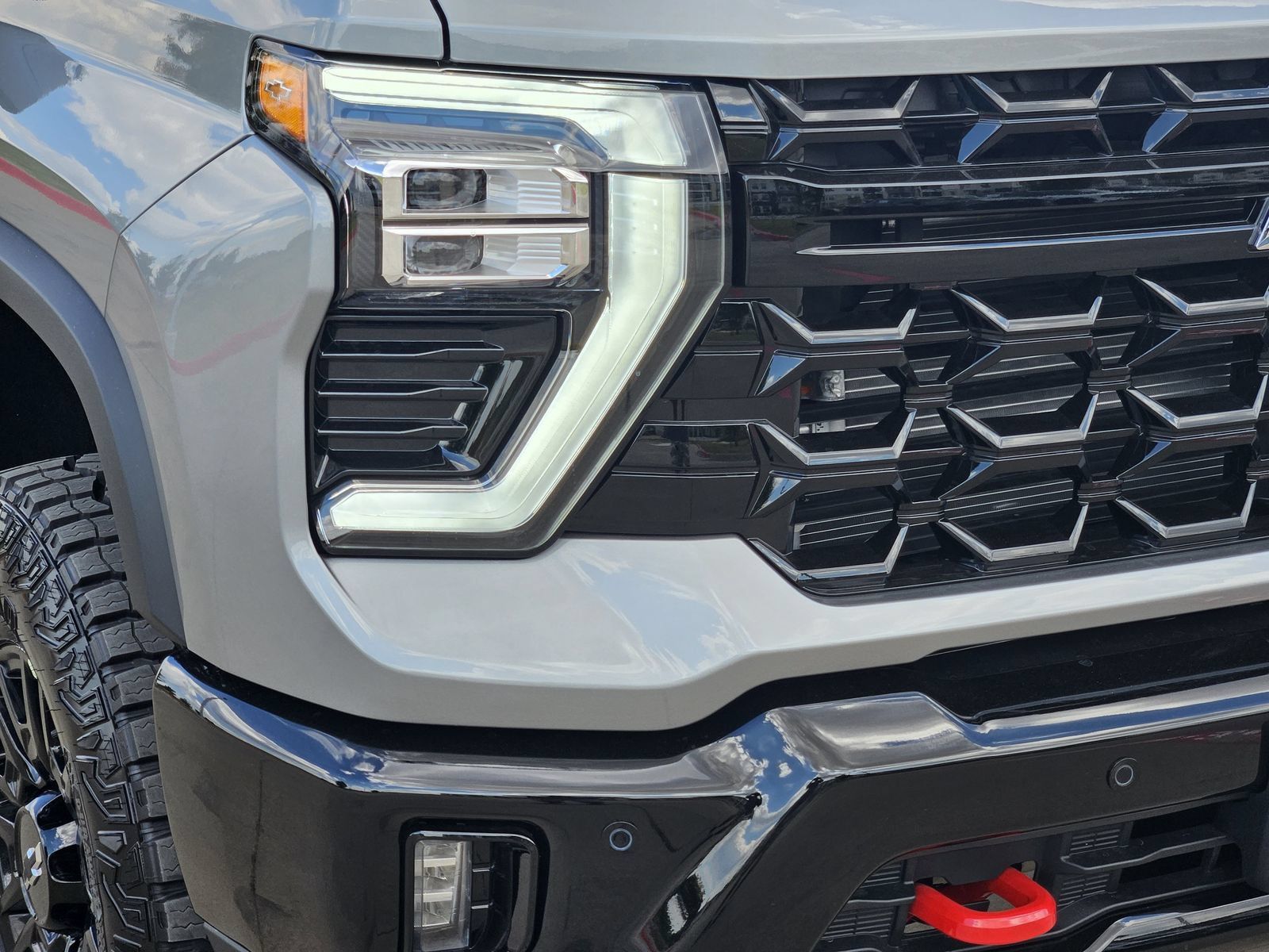 New 2026 Chevrolet Silverado 2500 ZR2 AWD/4WD image 9