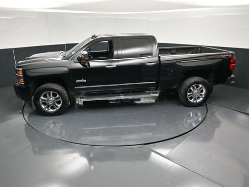 Used 2019 Chevrolet Silverado 2500 High Country w/ Duramax Plus Package AWD/4WD image 53