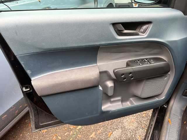 Used 2023 Ford Maverick XL FWD image 7