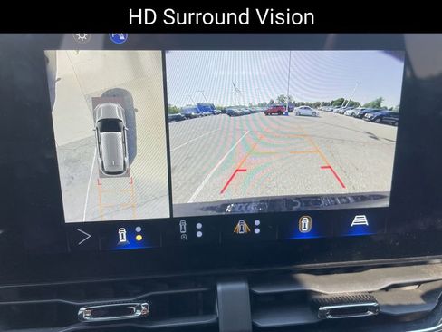 Used 2025 Chevrolet Equinox RS w/ Safety and Technology Package FWD image 18