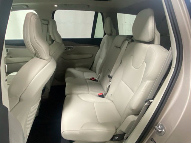 Used 2025 Volvo XC90 B5 Plus w/ Protection Package AWD/4WD image 13