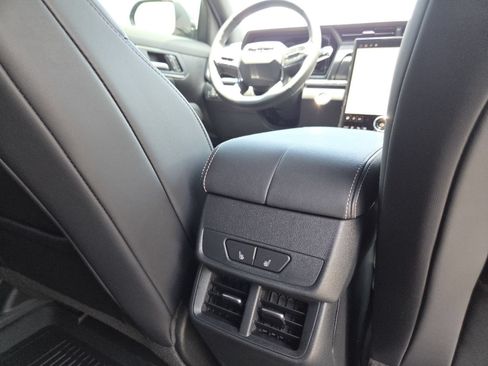 New 2026 GMC Terrain Elevation w/ Elevation Premium Package FWD image 26