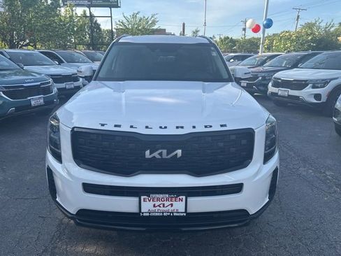 Used 2022 Kia Telluride EX w/ EX Premium Package AWD/4WD image 2