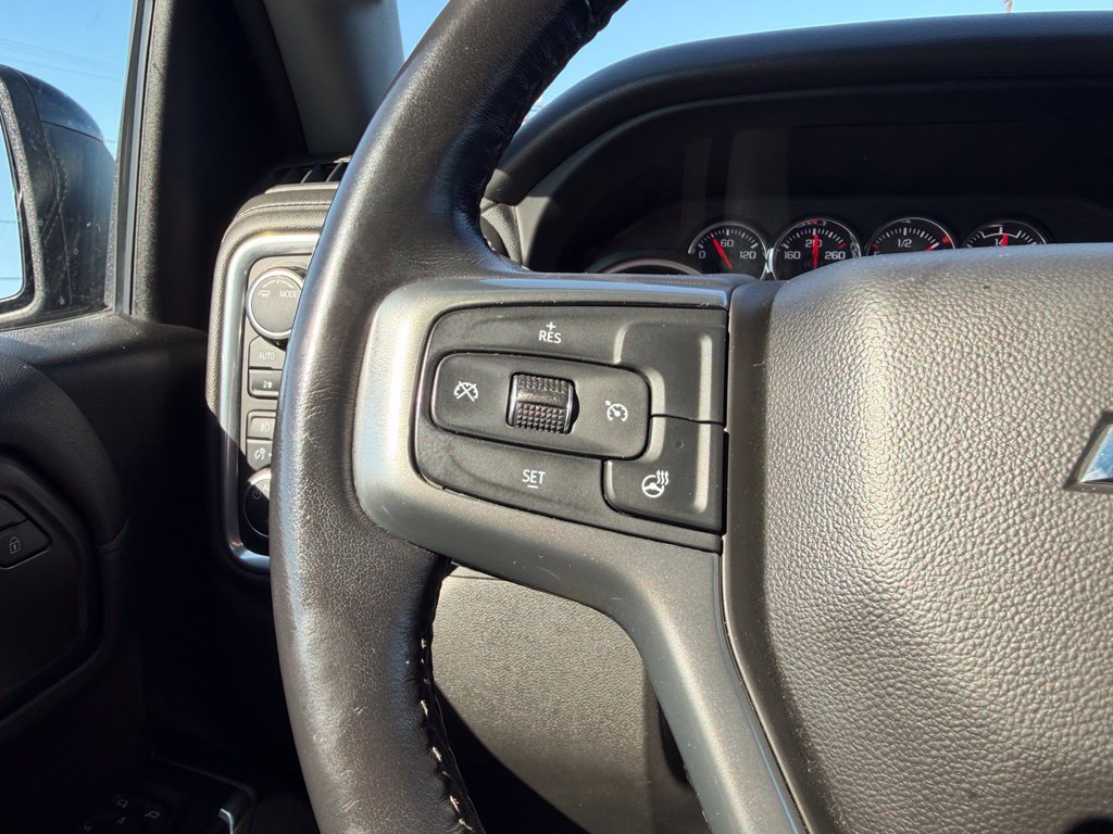 Used 2022 Chevrolet Silverado 1500 RST w/ Bed Protection Package AWD/4WD image 16