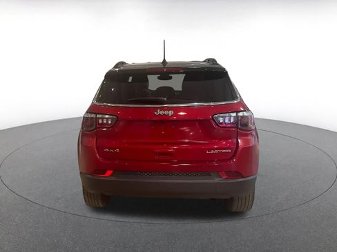 Used 2025 Jeep Compass Limited image 12