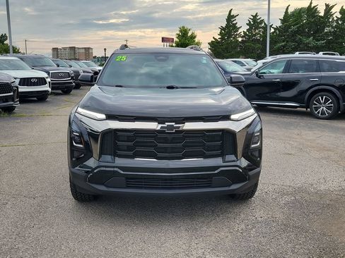 Used 2025 Chevrolet Equinox ACTIV FWD image 8